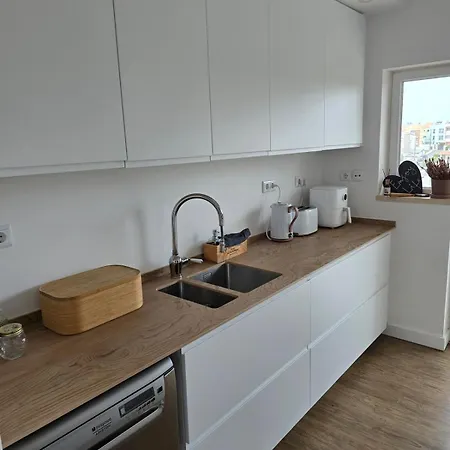 Fantastico T3 A 50 Metros Da *