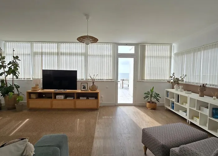 Fantástico T3 A 50 Metros Da Apartamento